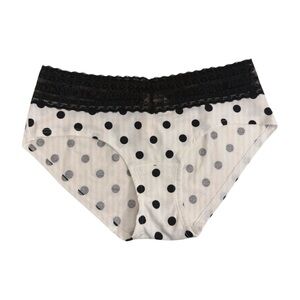 Victoria’s Secret Polka Dot Low Rise HipHugger Panty Lace Waist S NWT